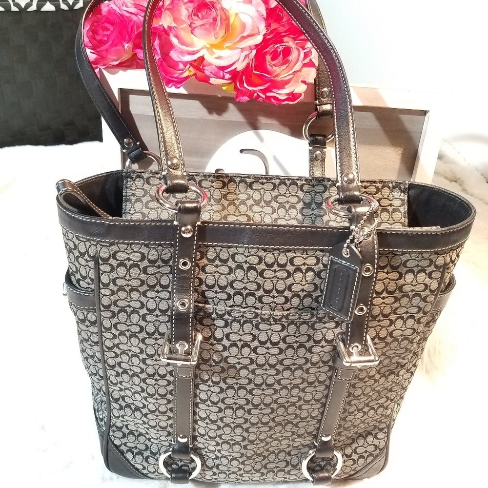 Coach-Signature-Canvas - Leather- Trim - Tote Bag